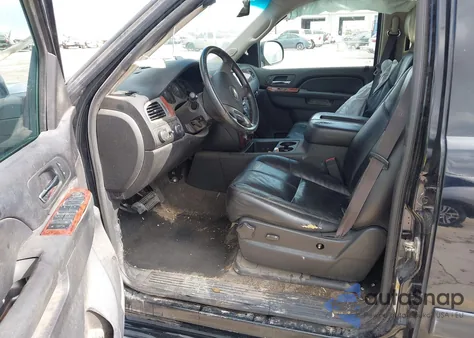 2012 Chevrolet Tahoe Lt z USA, uszkodzony, nr VIN 1GNSKBE04CR108023